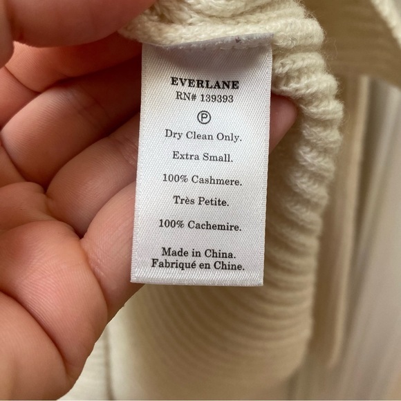 Everlane white the Cashmere Rib Mockneck sweater - Picture 7 of 8